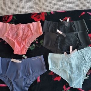 NWT VS no show cheeky panties